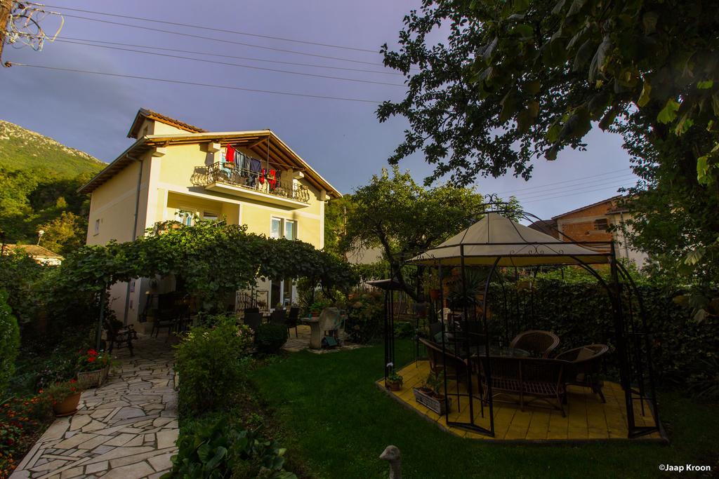 Apartament Pension Lale Peštani Zewnętrze zdjęcie